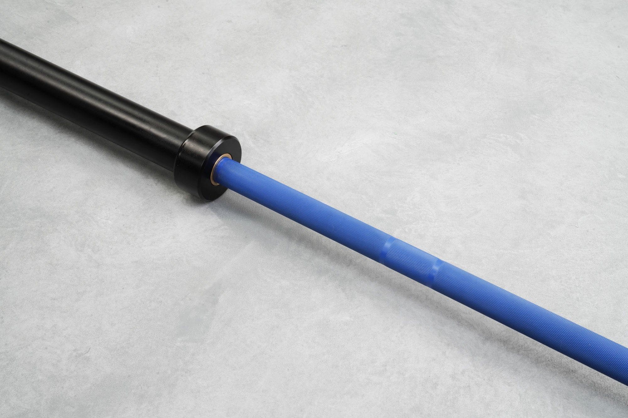 Cerakote Olympic Bar 20KG and Bumper Plates Set - Image 10