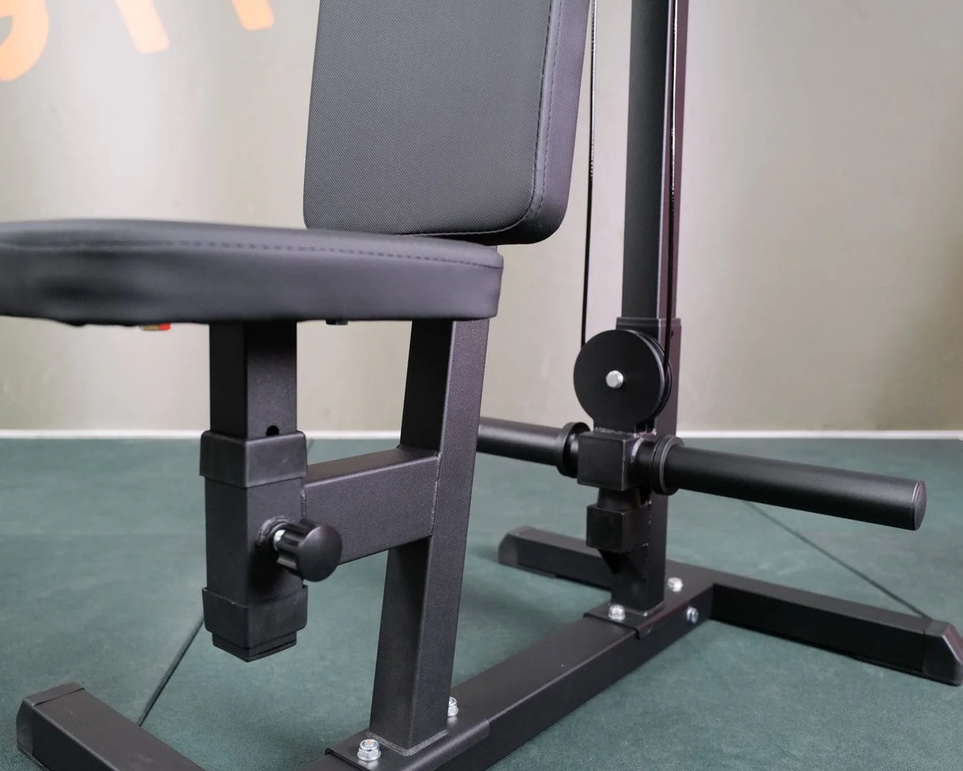 ATTIVO Chest Fly Pec Fly and Reverse Delt - Image 11
