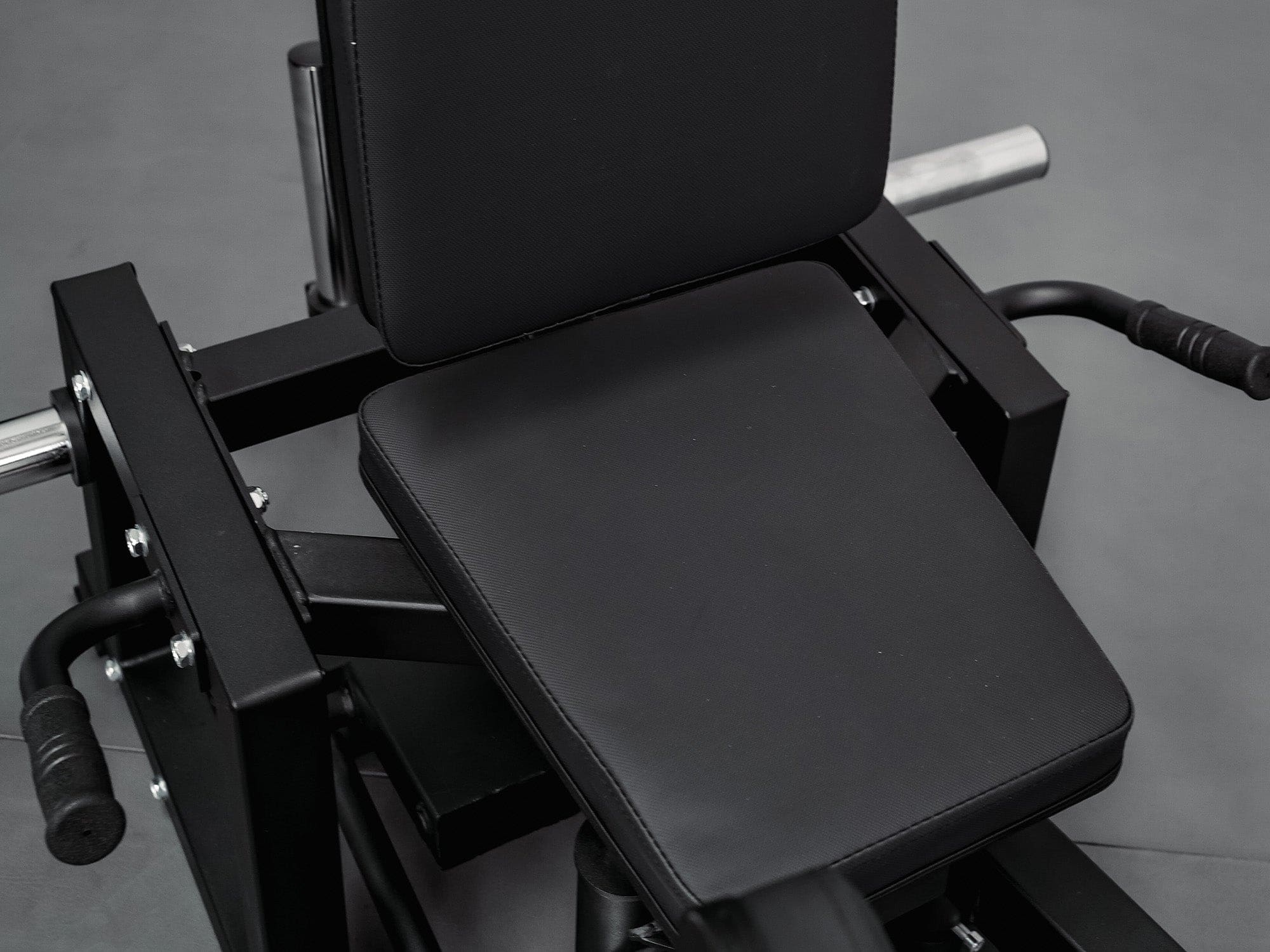 L4 Pro Plate Loaded Hip Adductor & Abductor - Image 13