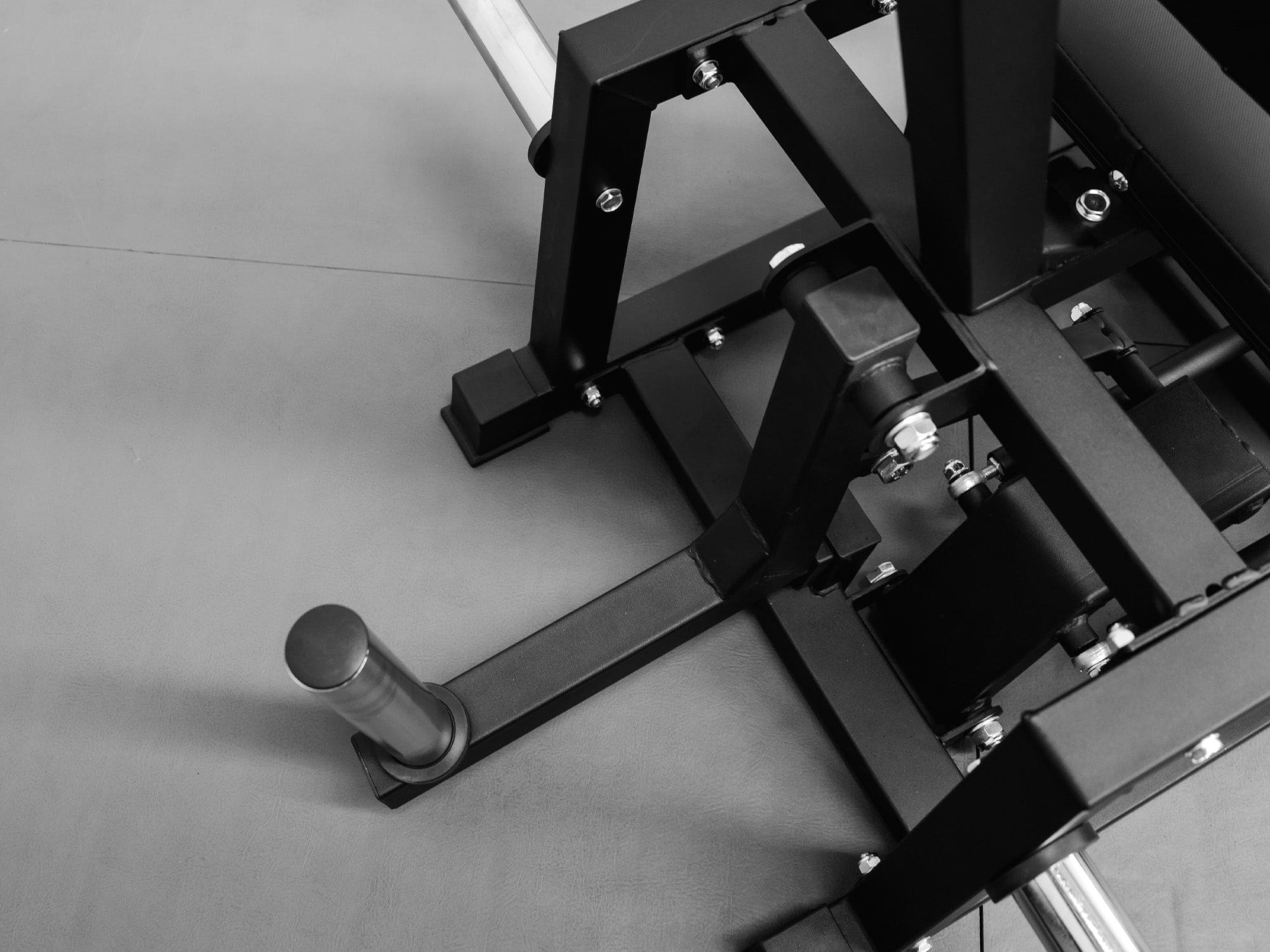 L4 Pro Plate Loaded Hip Adductor & Abductor - Image 14