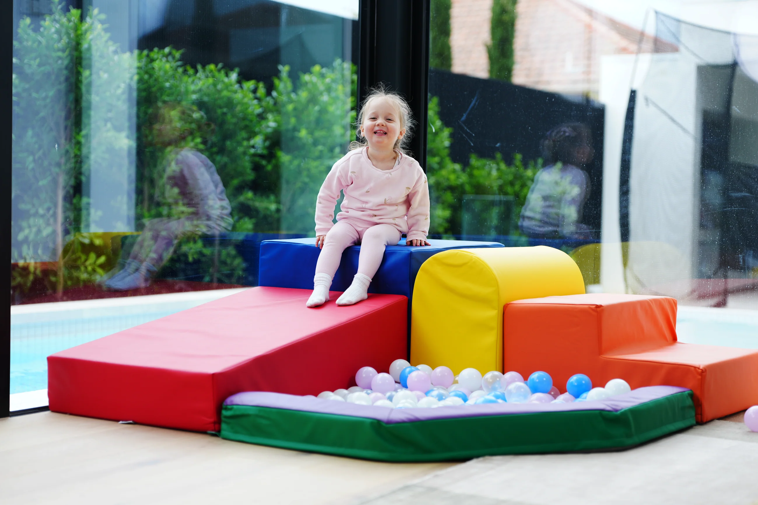 Mini Mountain Sensory Climber & Ball Pit Set - Image 3