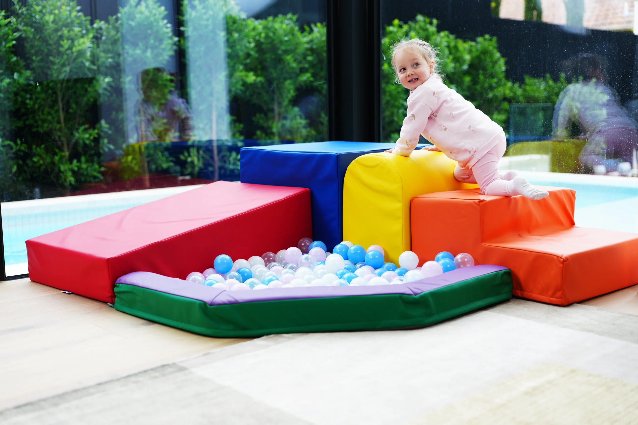 Mini Mountain Sensory Climber & Ball Pit Set - Image 4