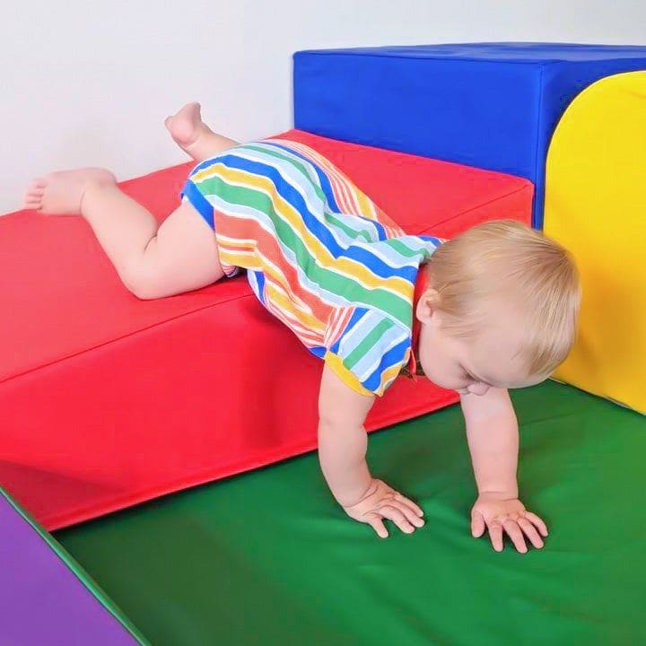 Mini Mountain Sensory Climber & Ball Pit Set - Image 7