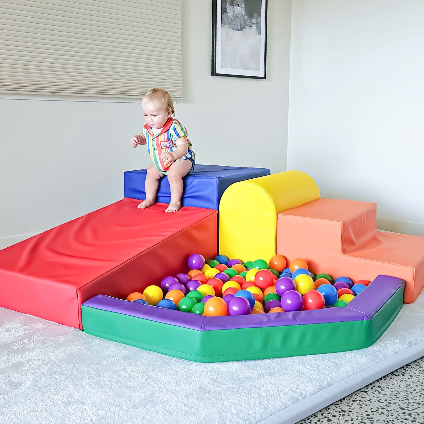 Mini Mountain Sensory Climber & Ball Pit Set - Image 9