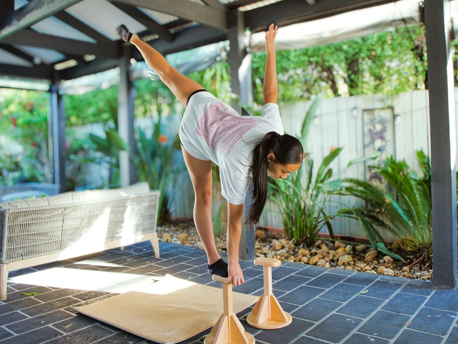 MEMAX Acrobatics Training Stand - Image 4