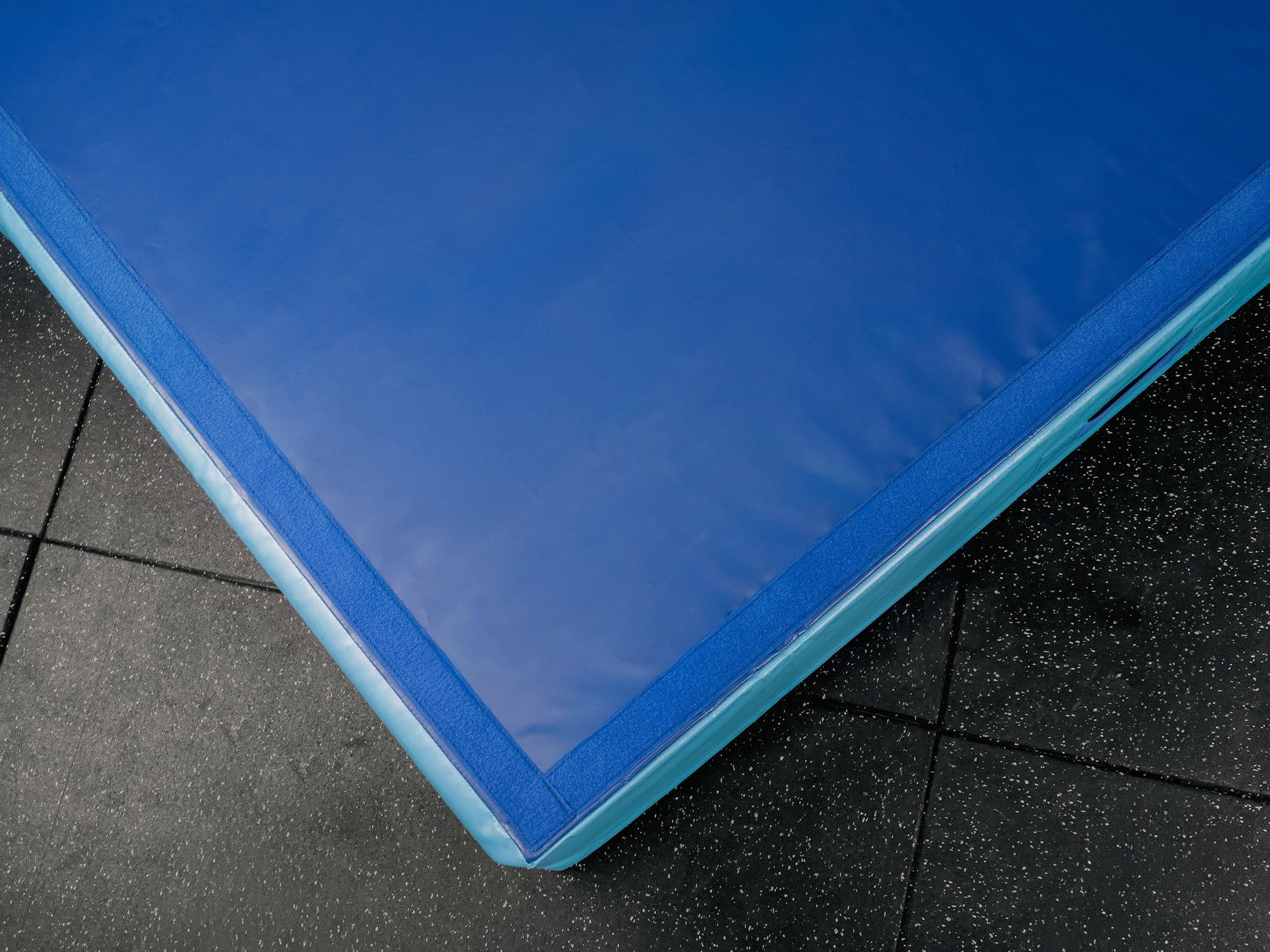 MEMAX Foldable Safety Landing Mat 300x150x20cm (with PVC Cover) - Image 2