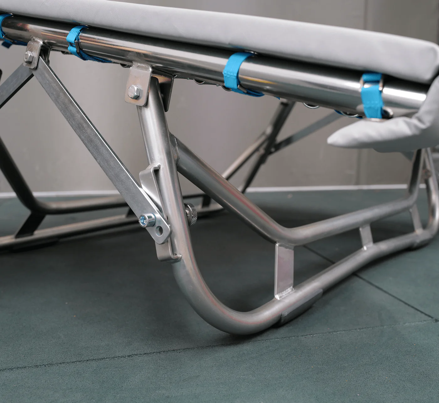 Open-End Incline Trampoline with Safety Mat - 120x120cm - MEMAX Pro Series - Image 5