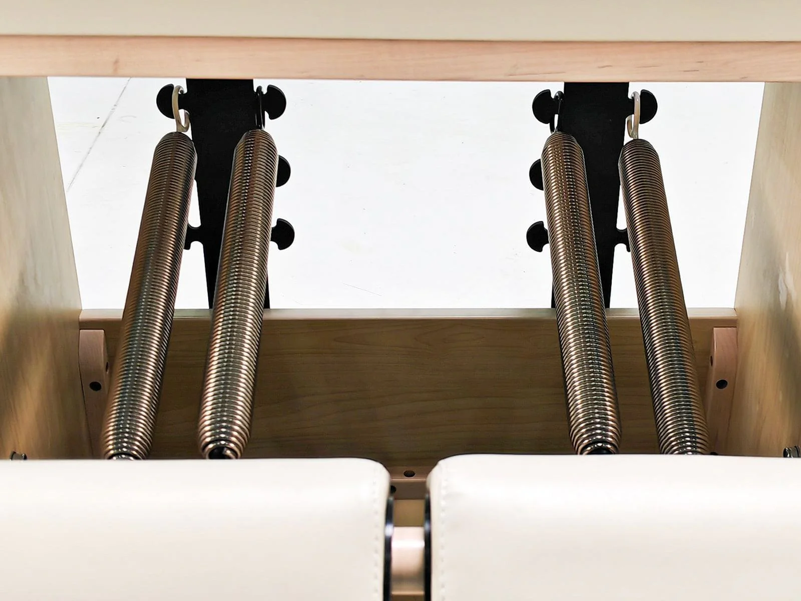 Pilates Wunda Chair - Image 9