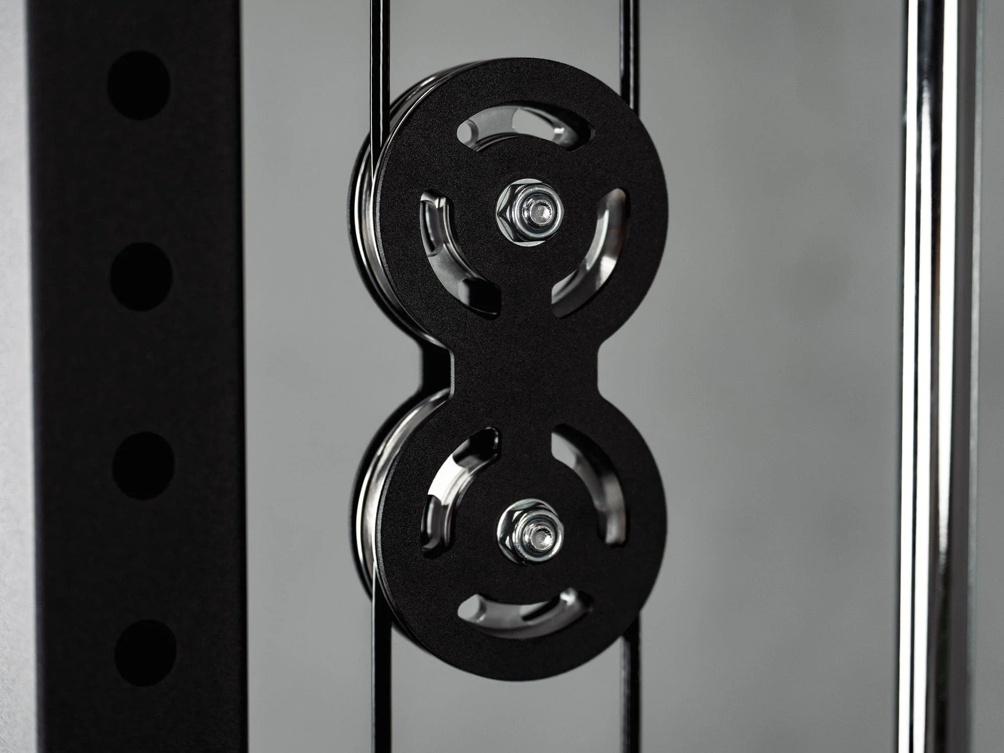 Lat Pulldown Low Row Machine with Aluminium Pulley Wheels - L4 Pro Series - Image 12