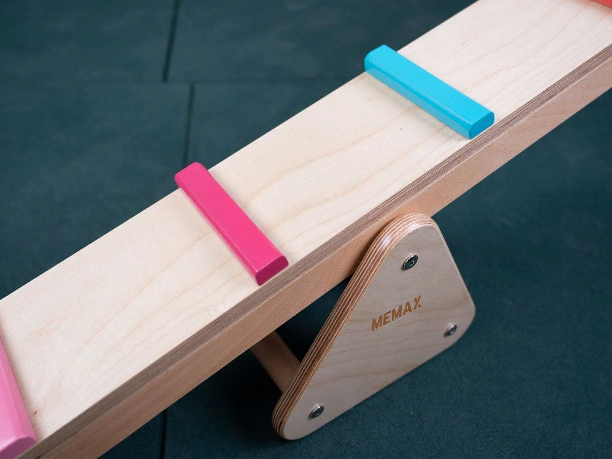 MEMAX 2-in-1 Wooden Seesaw and Rainbow Balance Bridge - Image 8