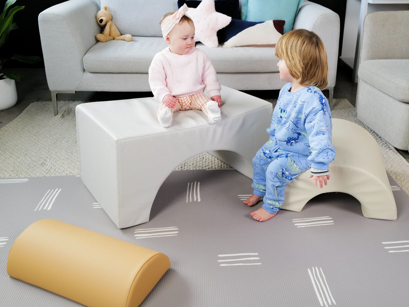 Montessori Soft Climber and Arch - 3 Pieces - Image 4